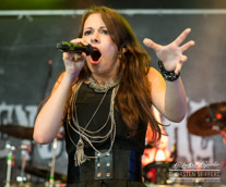 Beyond_the_Black-149834.jpg