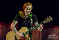 Anneke_van_Giersbergen-144466.jpg