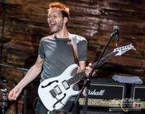 Paul_Gilbert-148095.jpg