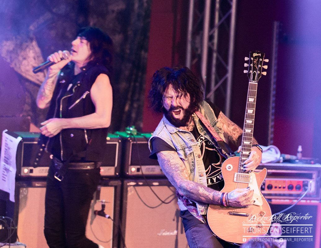 L.A._Guns-1859.jpg