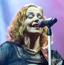 Anneke_van_Giersbergen-8603.jpg