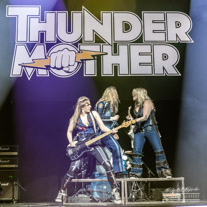 Thundermother-8782.jpg