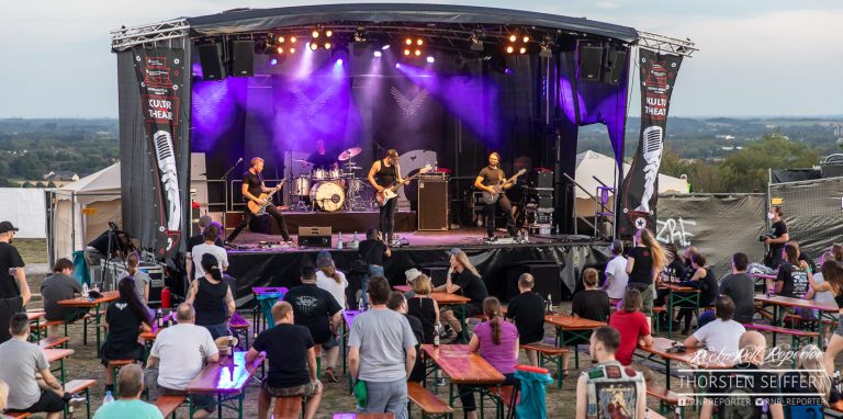 Long_Distance_Calling-7776