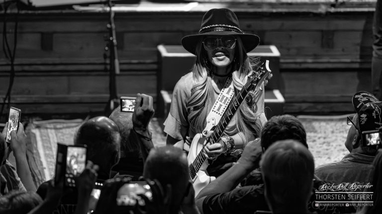 Orianthi