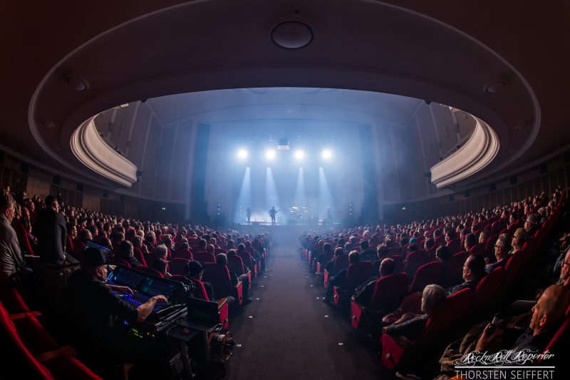 Long Distance Calling